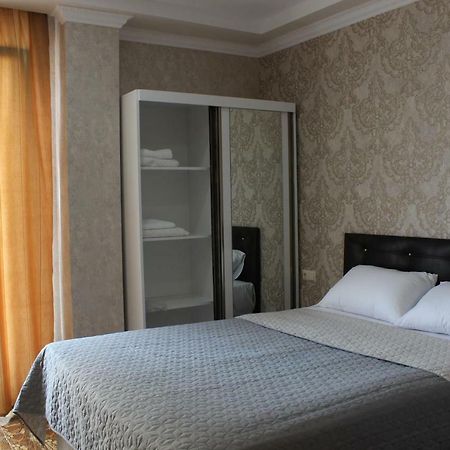 Union Hotel Batumi Exterior photo