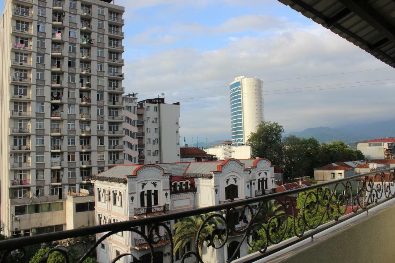 Union Hotel Batumi Exterior photo
