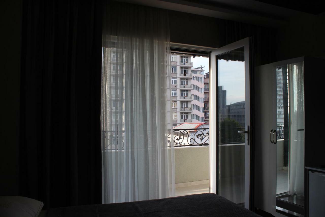 Union Hotel Batumi Exterior photo
