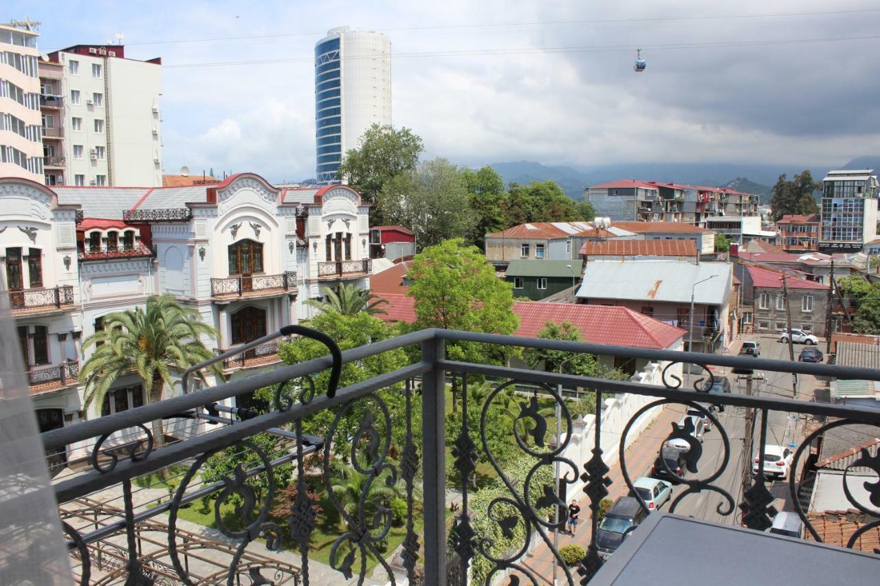 Union Hotel Batumi Exterior photo